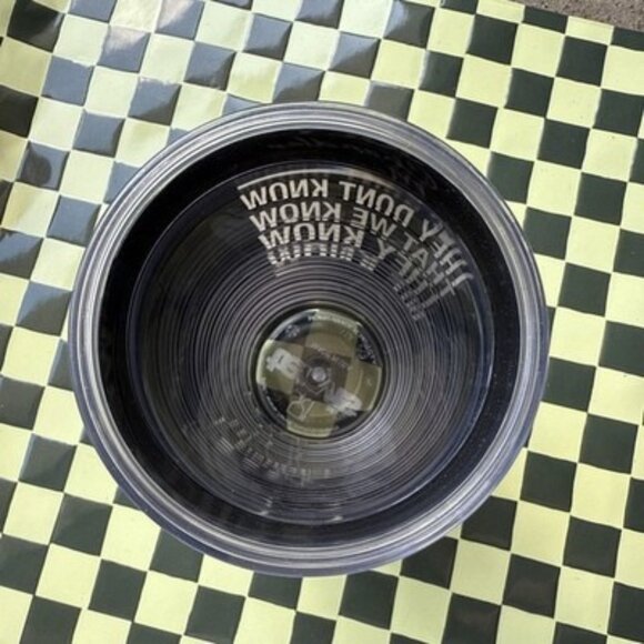 Tervis 16 oz Friends TV Series Tumbler – They Don’t Know That We Know — No Lid - Picture 4 of 4